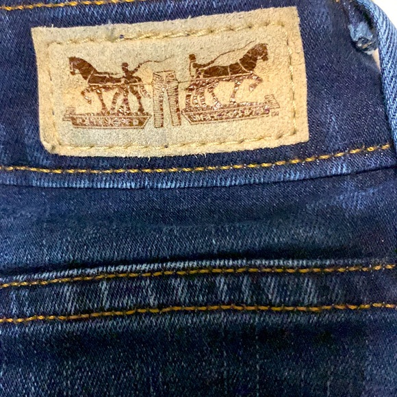 Levi Womens Jeans - Picture 4 of 6